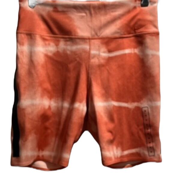 Women's Nike One Luxe Bike Training Shorts 7" Orange Black stripe Sz Med New - Picture 2 of 14